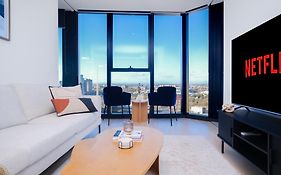 Views, Pool & Spa, Gym, Modern Living